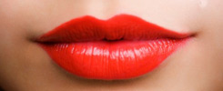 femme red lips
